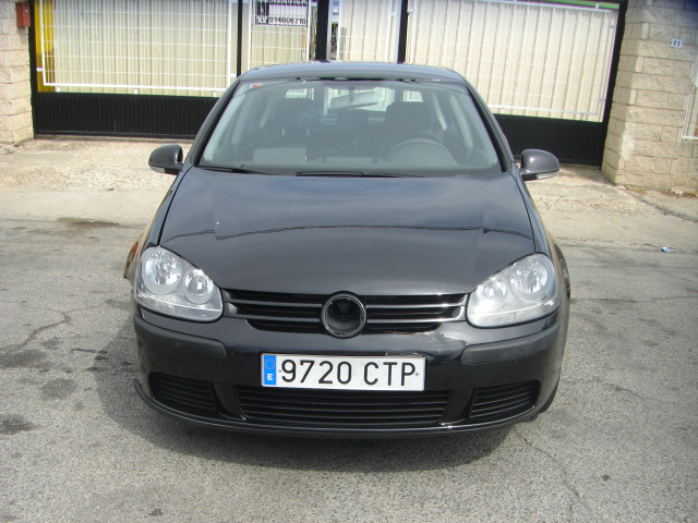 VOLKSWAGEN GOLF V 1.9 TDI 105CV