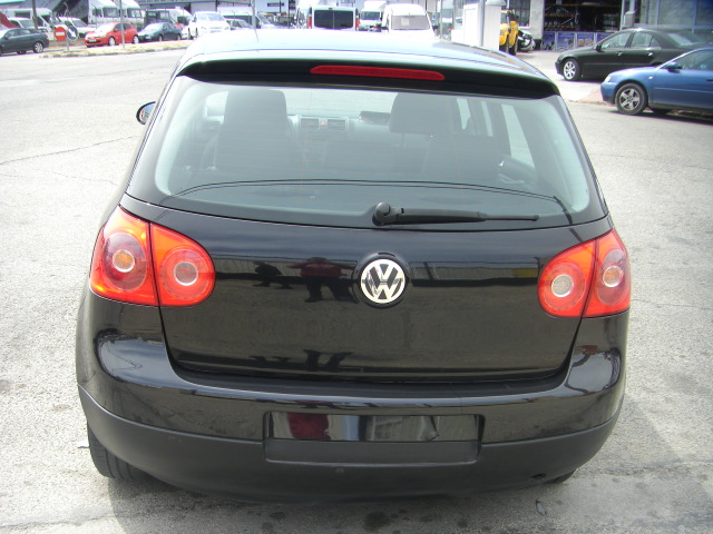 VOLKSWAGEN GOLF V 1.9 TDI 105CV