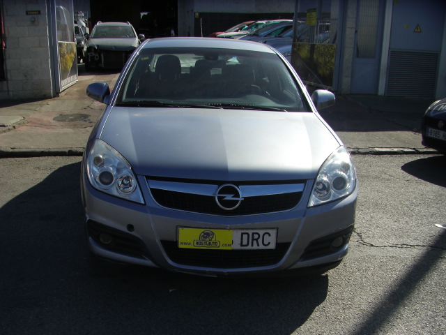 OPEL VECTRA 1.9 CDTI 120CV