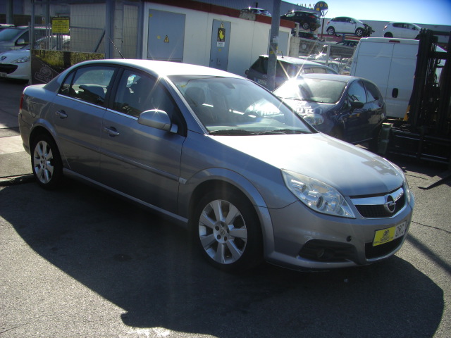 OPEL VECTRA 1.9 CDTI 120CV