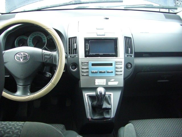 TOYOTA COROLLA VERSO 2.0 D4D 136CV 7 PLAZAS