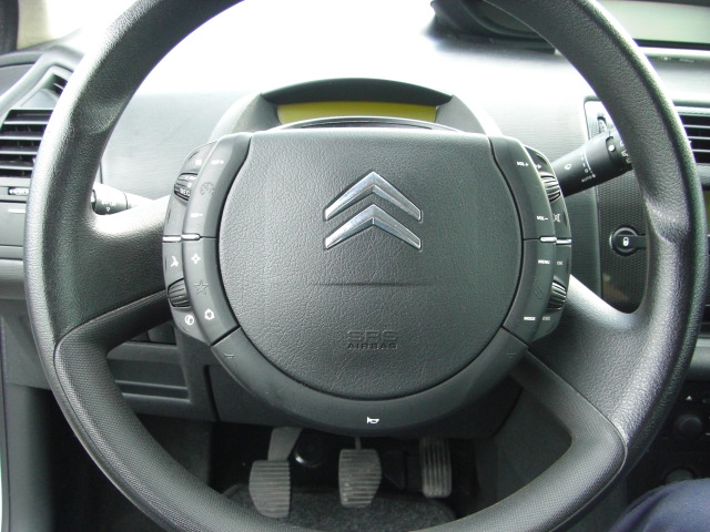 CITROEN C-4 1.6 HDI 90CV