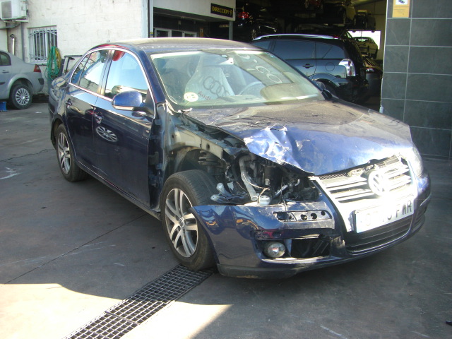 VOLKSWAGEN JETTA 1.9 TDI 105CV