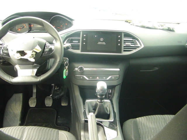 PEUGEOT 308 ACTIVE 1.2 PURETECH 110CV