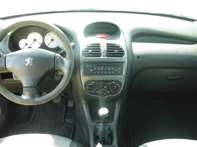 PEUGEOT 206 1.4 HDI 68CV