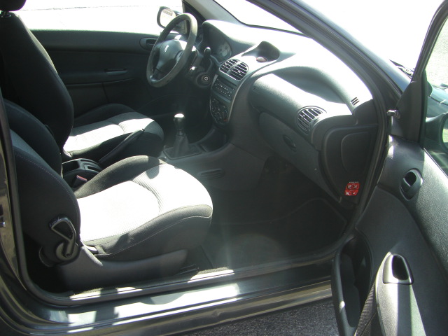 PEUGEOT 206 1.4 HDI 68CV