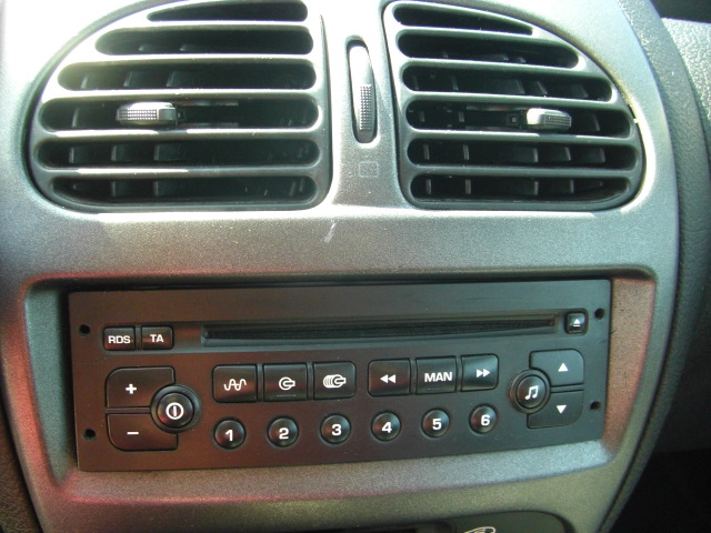 PEUGEOT 206 1.4 HDI 68CV