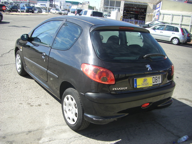 PEUGEOT 206 1.4 HDI 68CV