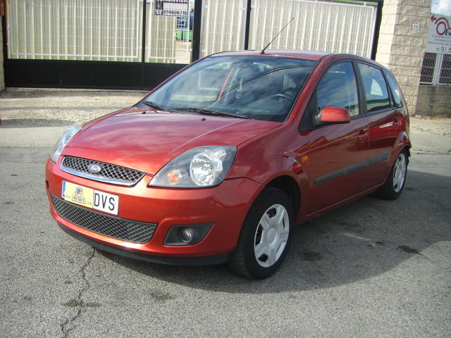 FORD FIESTA GHIA 1.4 TDCI 68CV