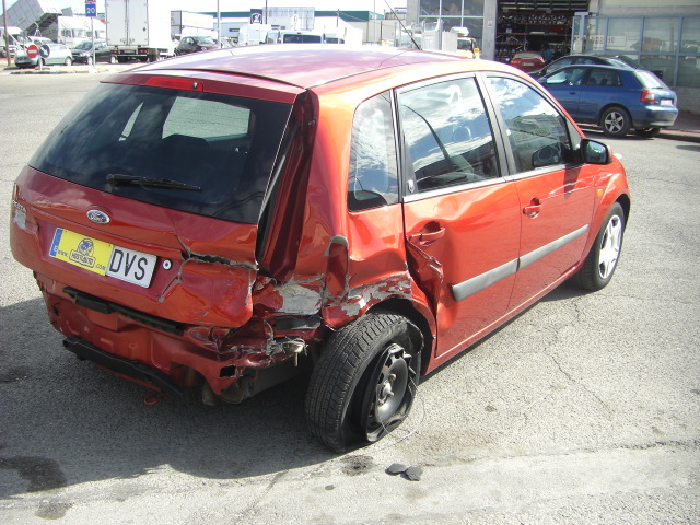 FORD FIESTA GHIA 1.4 TDCI 68CV