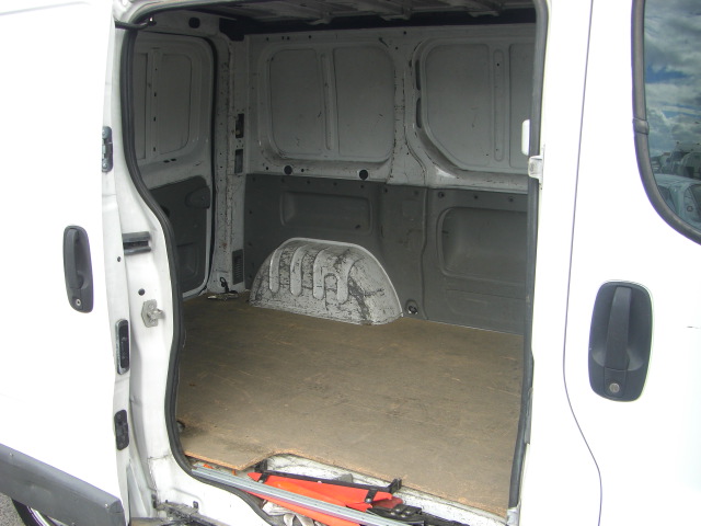 RENAULT TRAFIC 1.9 DCI 82CV