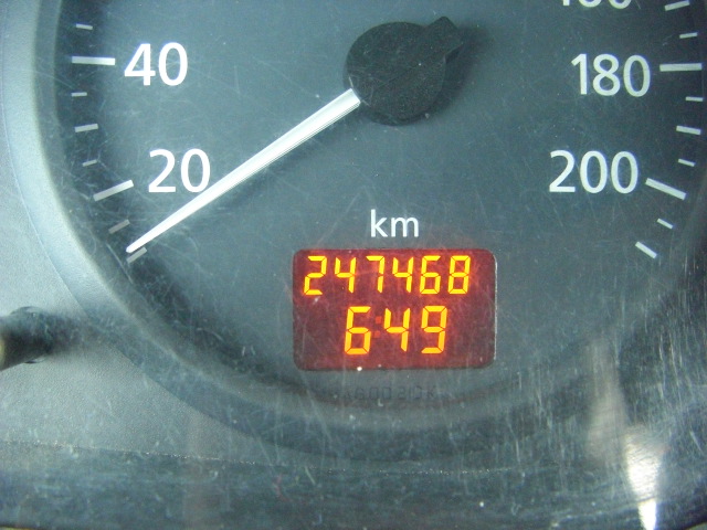 RENAULT TRAFIC 1.9 DCI 82CV