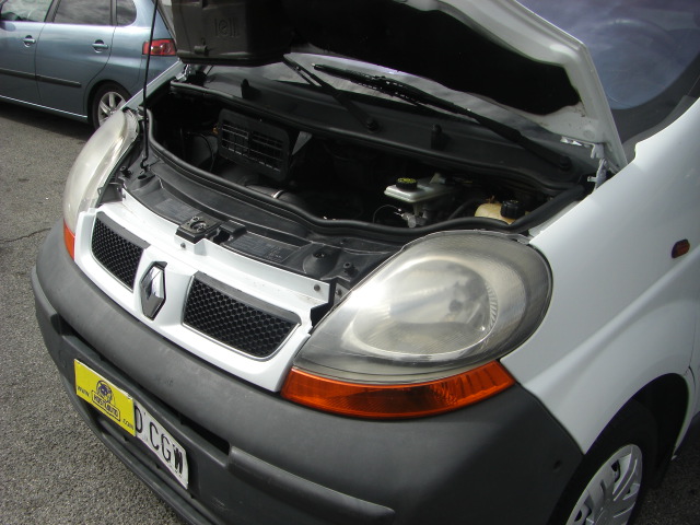 RENAULT TRAFIC 1.9 DCI 82CV