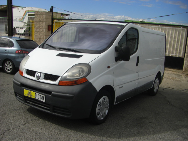 RENAULT TRAFIC 1.9 DCI 82CV