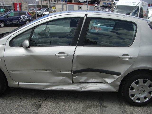 PEUGEOT 307 X LINE 1.6 HDI 110CV