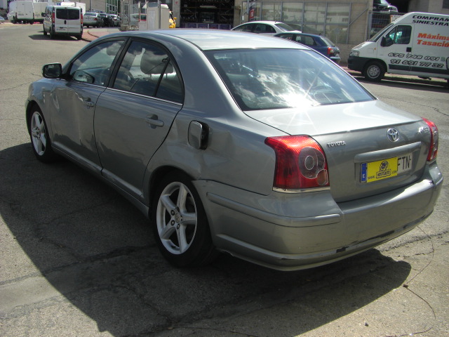 TOYOTA AVENSIS 2.2 D4D 150CV