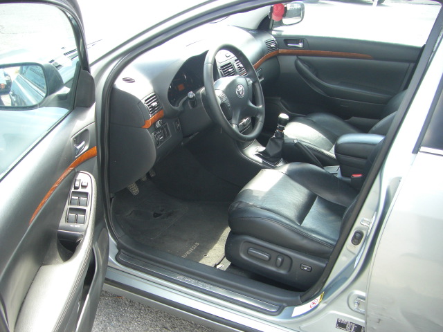 TOYOTA AVENSIS 2.2 D4D 150CV