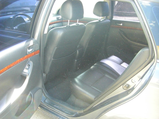 TOYOTA AVENSIS 2.2 D4D 177CV FAMILIAR