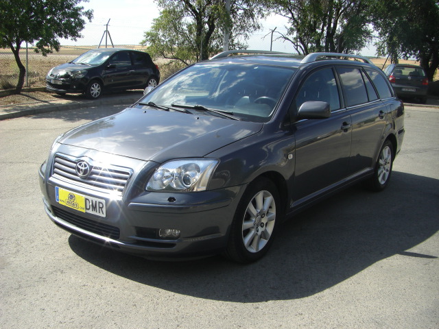 TOYOTA AVENSIS 2.2 D4D 177CV FAMILIAR