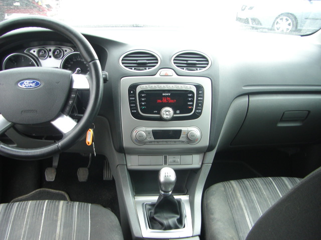 FORD FOCUS FAMILIAR 1.8 TDCI 115CV