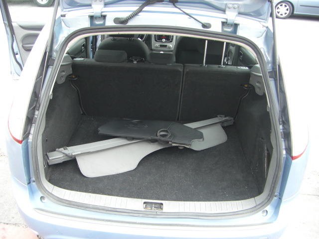 FORD FOCUS FAMILIAR 1.8 TDCI 115CV