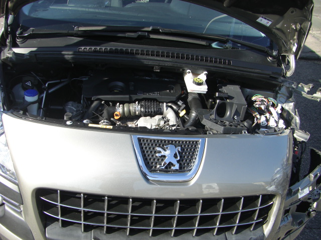 PEUGEOT 3008 E 1.6 HDI 110CV AUTOMATICO