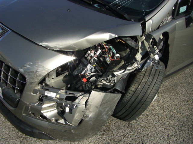 PEUGEOT 3008 E 1.6 HDI 110CV AUTOMATICO