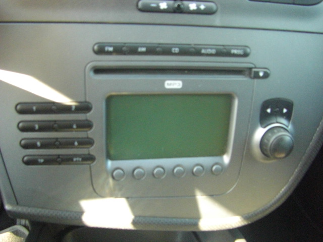 SEAT LEON 2.0 TDI 140CV ACABADO CUPRA