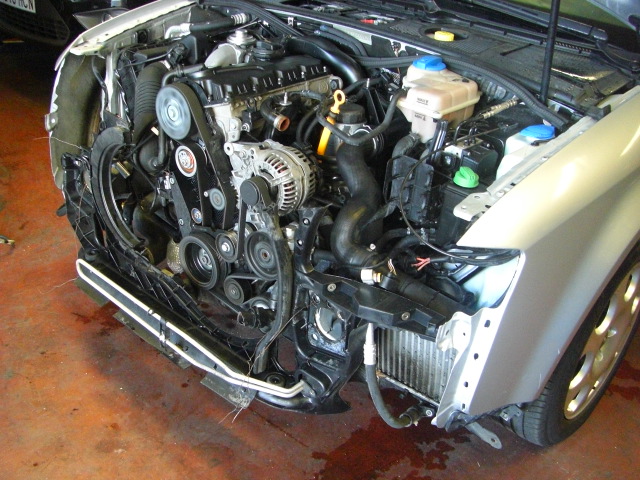 AUDI A4 1.9 TDI 130CV