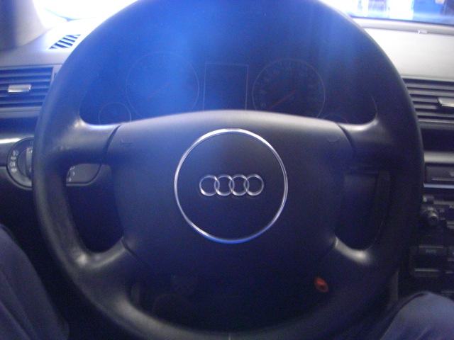 AUDI A4 1.9 TDI 130CV