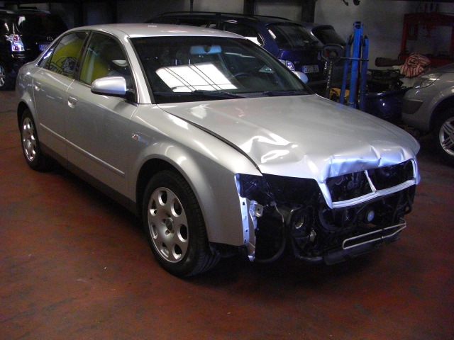 AUDI A4 1.9 TDI 130CV