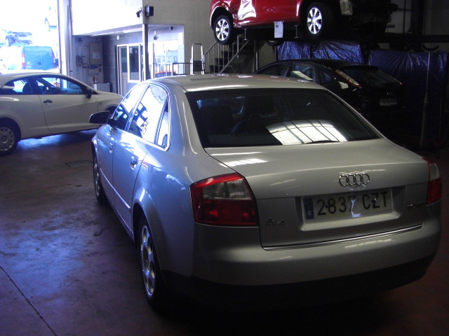 AUDI A4 1.9 TDI 130CV