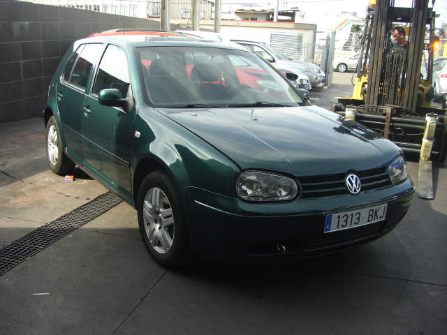 VOLKSWAGEN GOLF IV 1.9 TDI 115CV