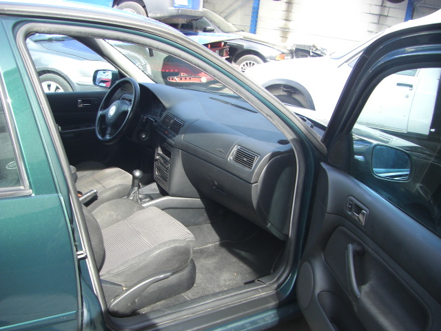 VOLKSWAGEN GOLF IV 1.9 TDI 115CV