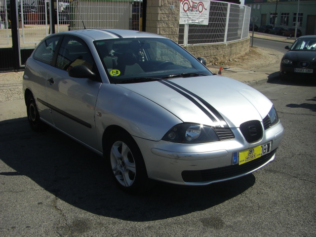 SEAT IBIZA 1.4 GASOLINA 75CV