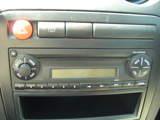 SEAT IBIZA 1.4 GASOLINA 75CV