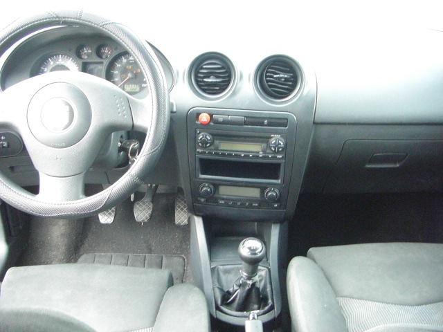 SEAT IBIZA I GASOLINA 100CV