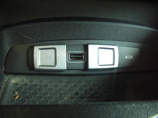 SEAT LEON 1.6 TDI 105CV