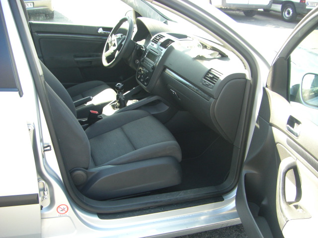 VOLKSWAGEN GOLF 1.9 TDI 105CV