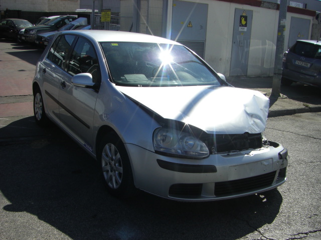 VOLKSWAGEN GOLF 1.9 TDI 105CV