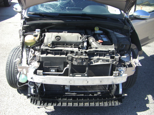 PEUGEOT 208 1.4 GASOLINA 95CV