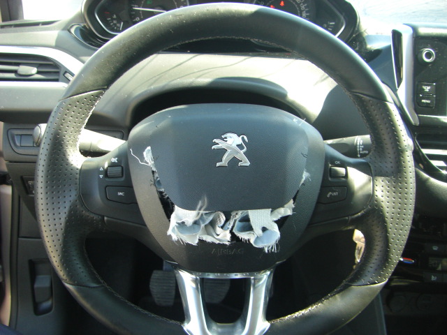 PEUGEOT 208 1.4 GASOLINA 95CV