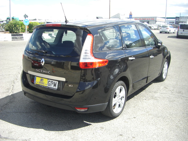 RENAULT GRAND SCENIC 1.9 TDI 130CV 7 PLAZAS