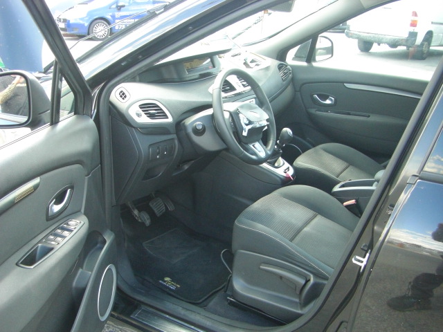 RENAULT GRAND SCENIC 1.9 TDI 130CV 7 PLAZAS