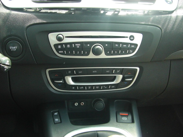 RENAULT GRAND SCENIC 1.9 TDI 130CV 7 PLAZAS