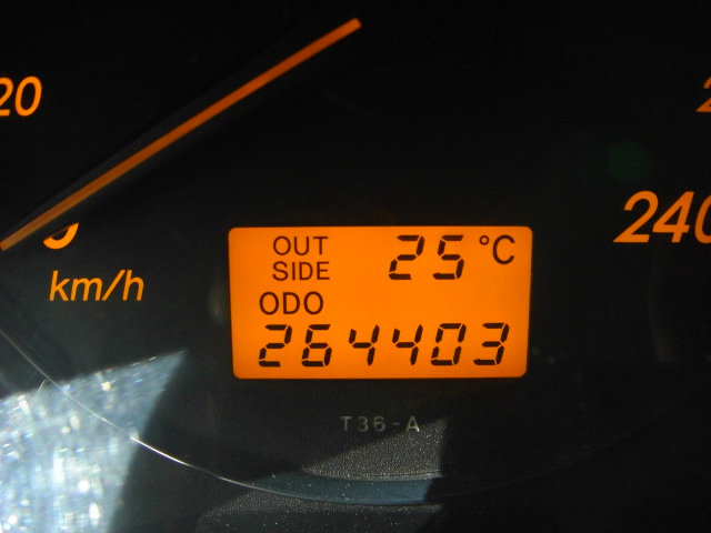 TOYOTA AVENSIS 1.8 I 129CV