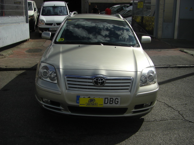 TOYOTA AVENSIS 1.8 I 129CV