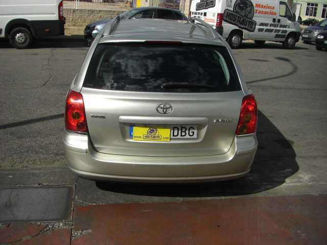 TOYOTA AVENSIS 1.8 I 129CV