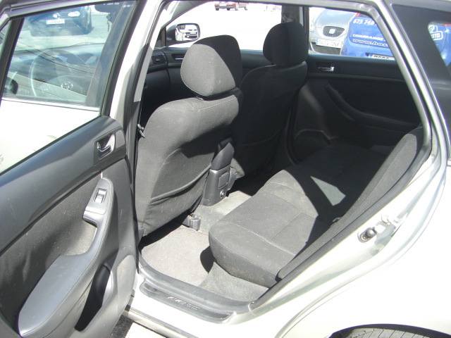 TOYOTA AVENSIS 1.8 I 129CV