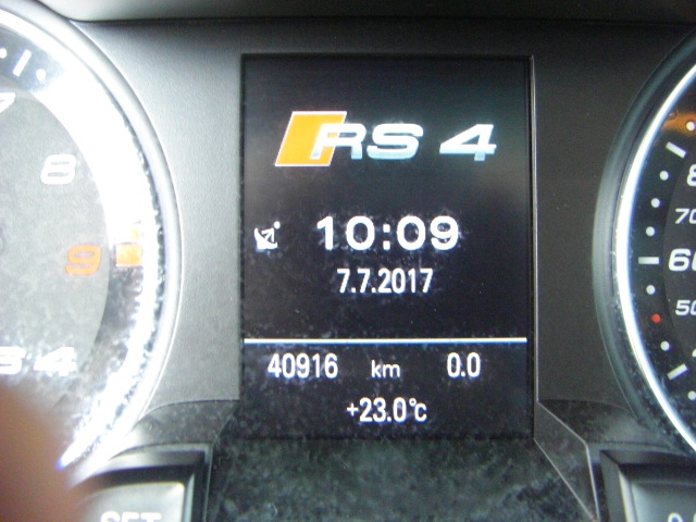 AUDI RS4 AVANT 4.2 V8 FSI 450CV QUATTRO